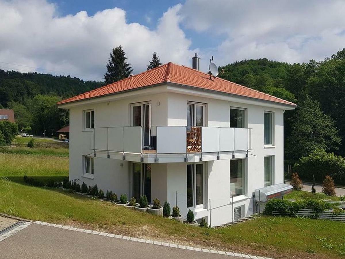 Ferienwohnung Bella Casa Онинген Екстериор снимка